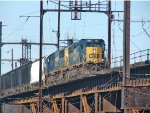 CSX 4001 Q300